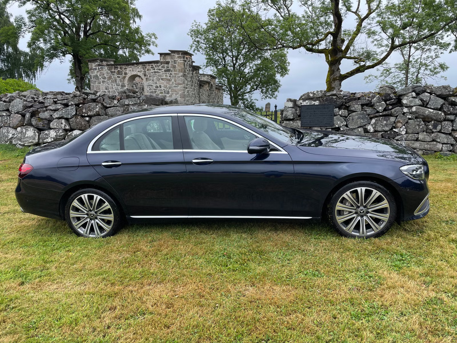 MERCEDES-BENZ E 400D 4MATIC - Image 7