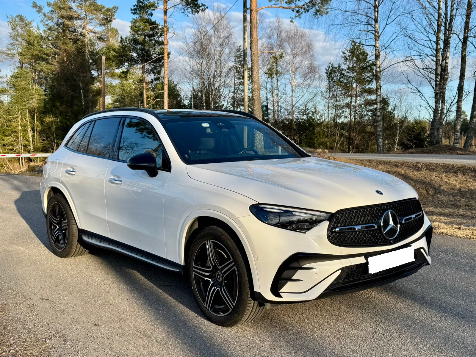 MERCEDES-BENZ GLC 220D 4MATIC AMG PREMIUM PLUS - Image 4