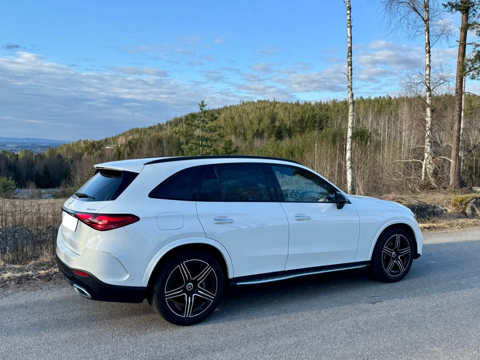 MERCEDES-BENZ GLC 220D 4MATIC AMG PREMIUM PLUS - Image 8