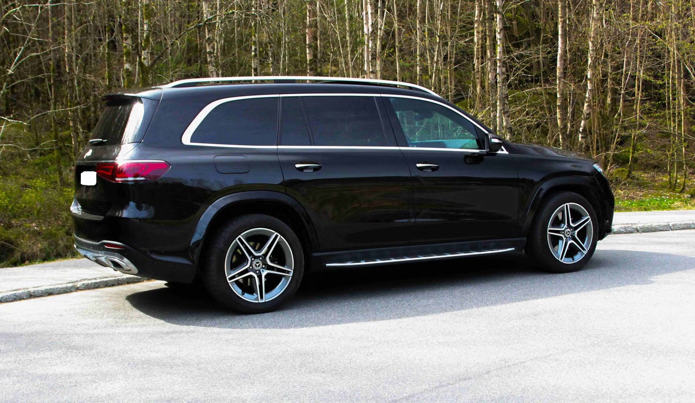 MERCEDES-BENZ GLS 400D 4MATIC AMG - Image 2