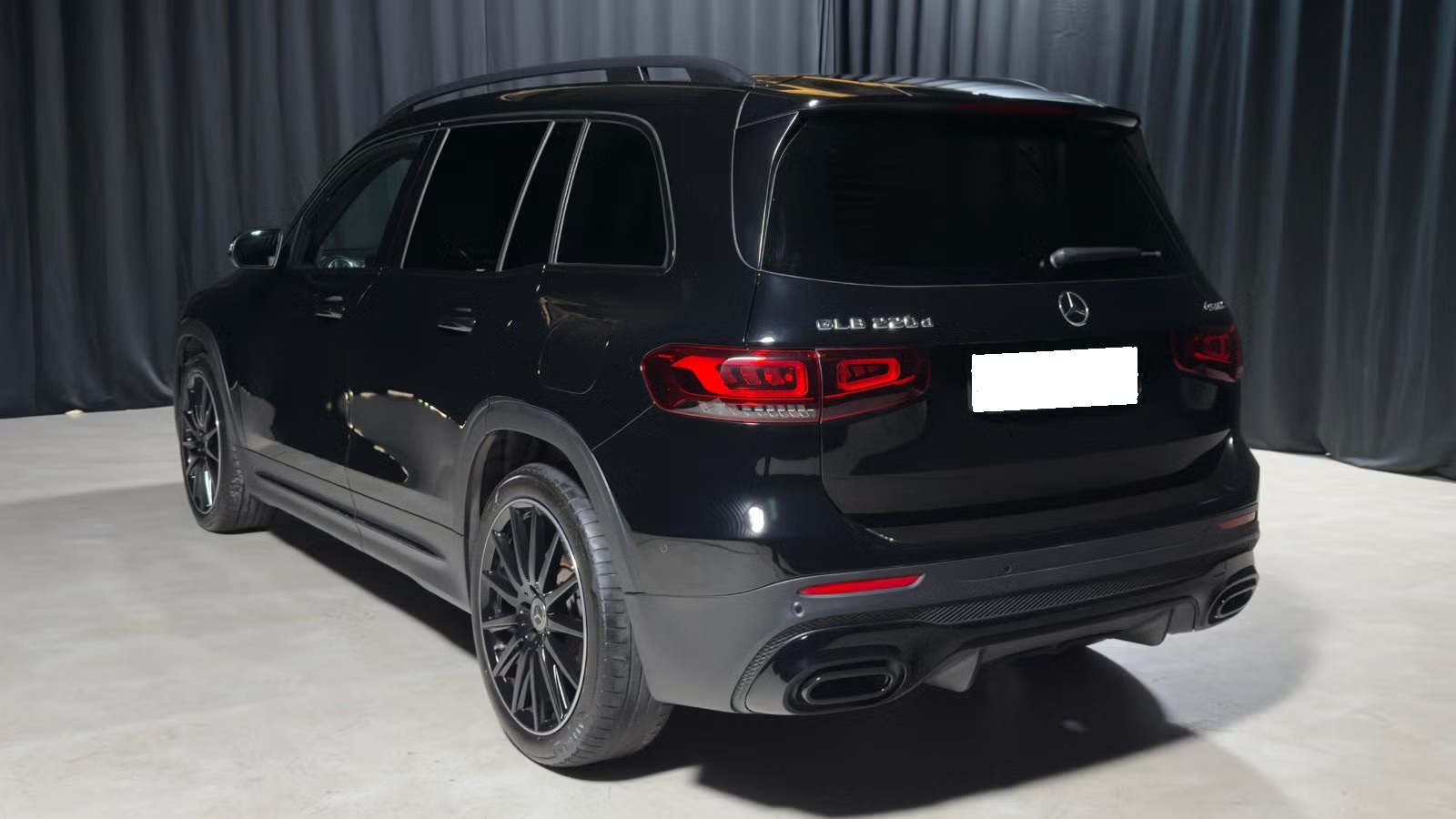 MERCEDES-BENZ GLB 220D 4MATIC - Image 7