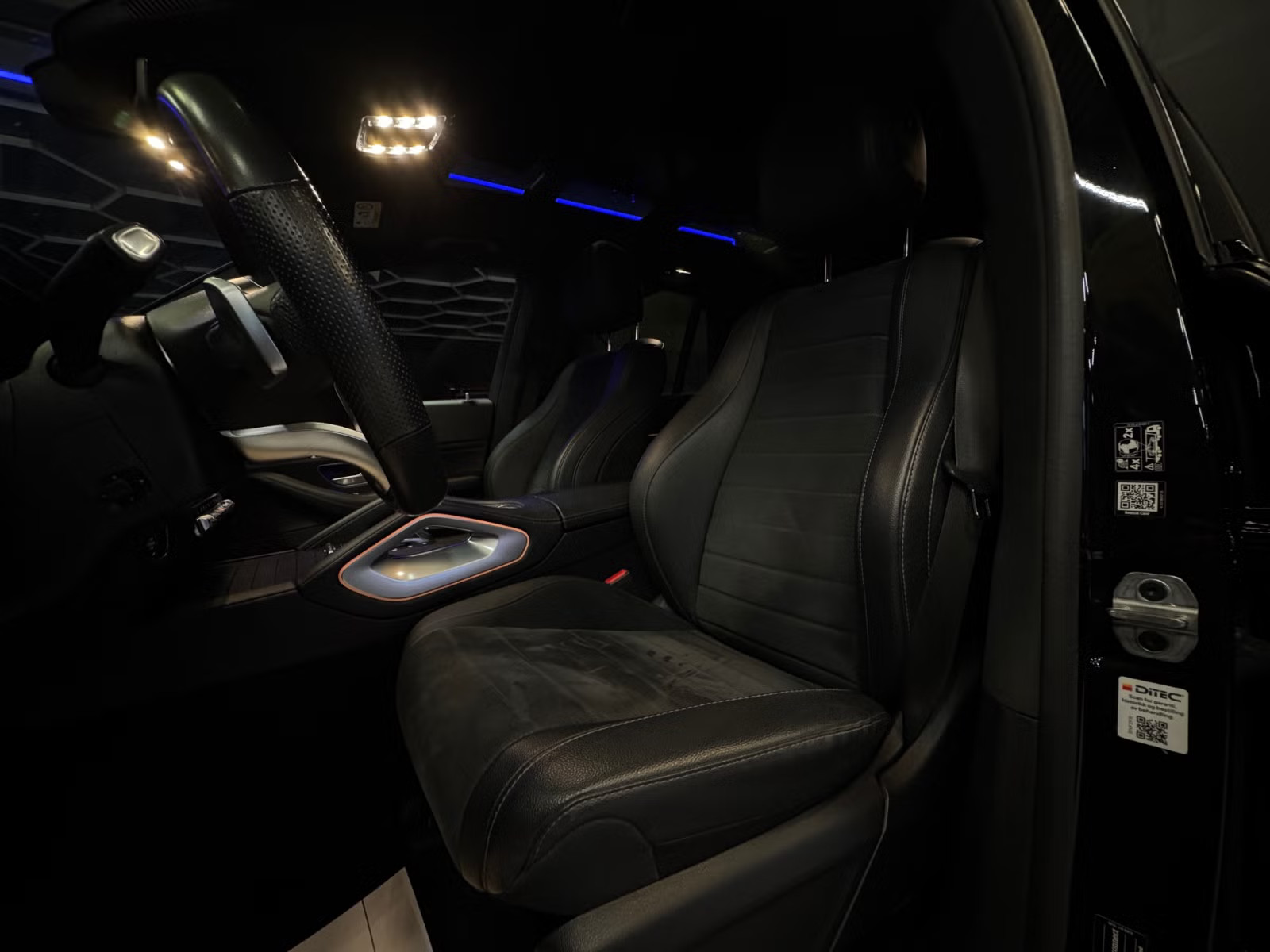 MERCEDES-BENZ GLE 350 DE 4MATIC AMG LINE - Image 13