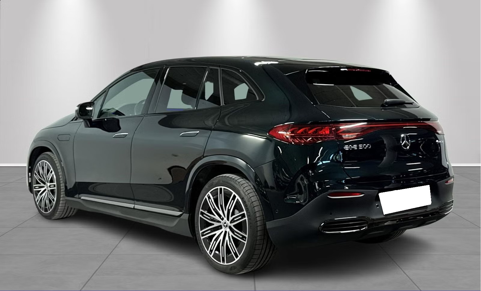 MERCEDES-BENZ EQE SUV 500 4MATIC AMG LINE PREMIUM - Image 3