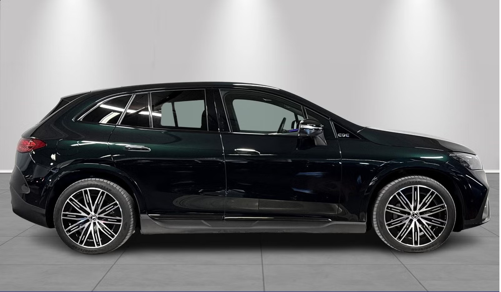 MERCEDES-BENZ EQE SUV 500 4MATIC AMG LINE PREMIUM - Image 6