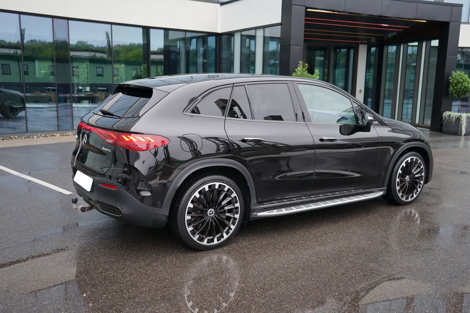 MERCEDES-BENZ EQE SUV 350 4MATIC AMG LINE - Image 2