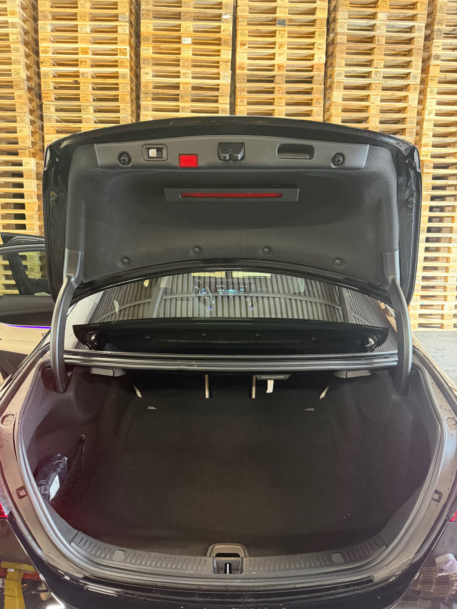 MERCEDES-BENZ E 63 S AMG 4MATIC V8 BITURBO - Image 17
