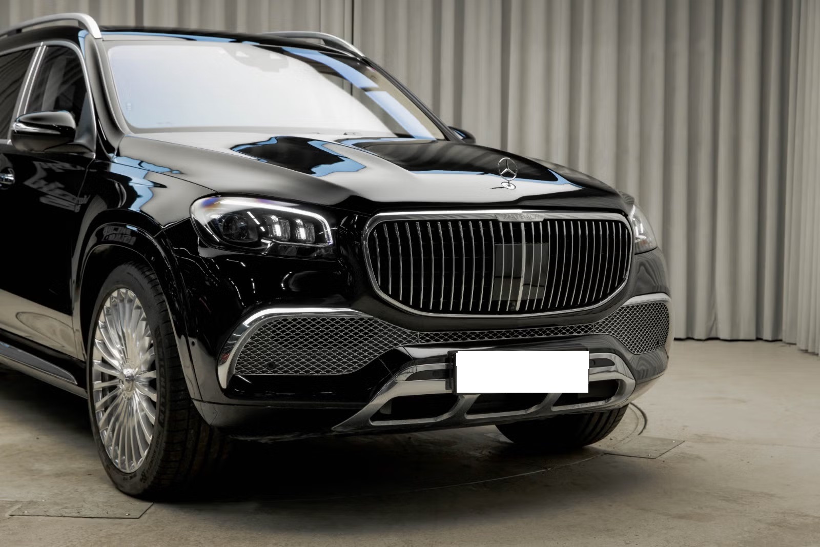 MERCEDES-MAYBACH GLS 600 - Image 7