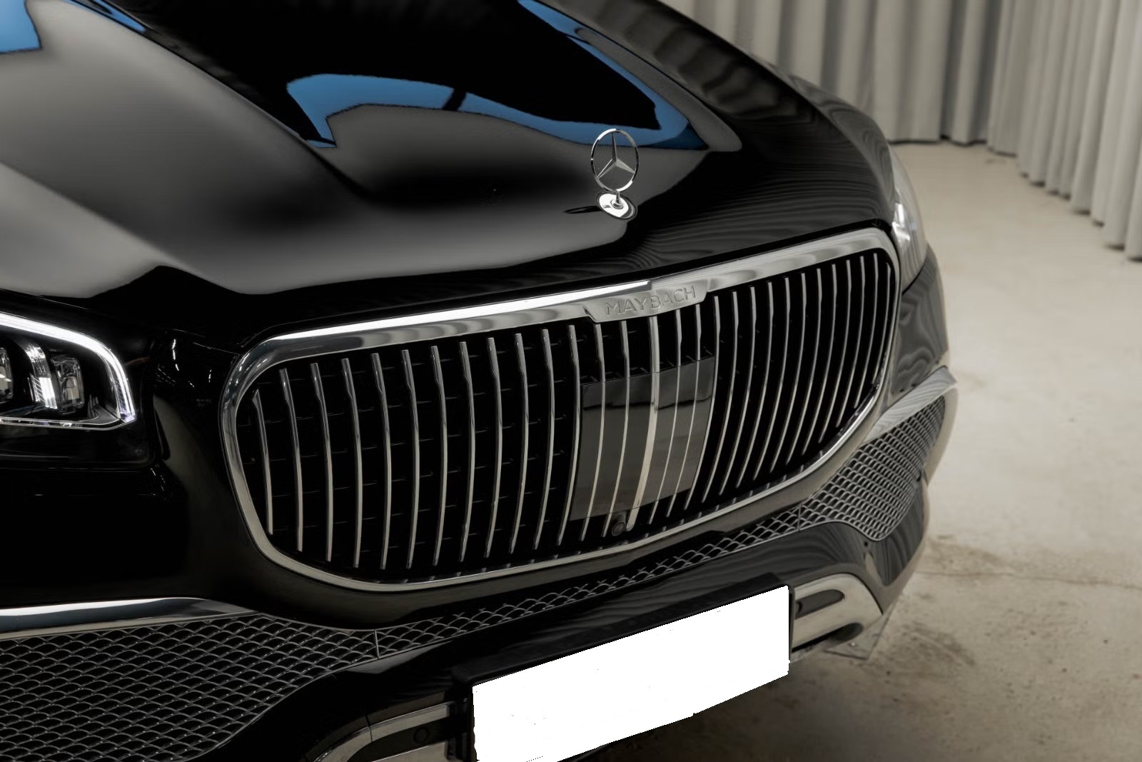 MERCEDES-MAYBACH GLS 600 - Image 8