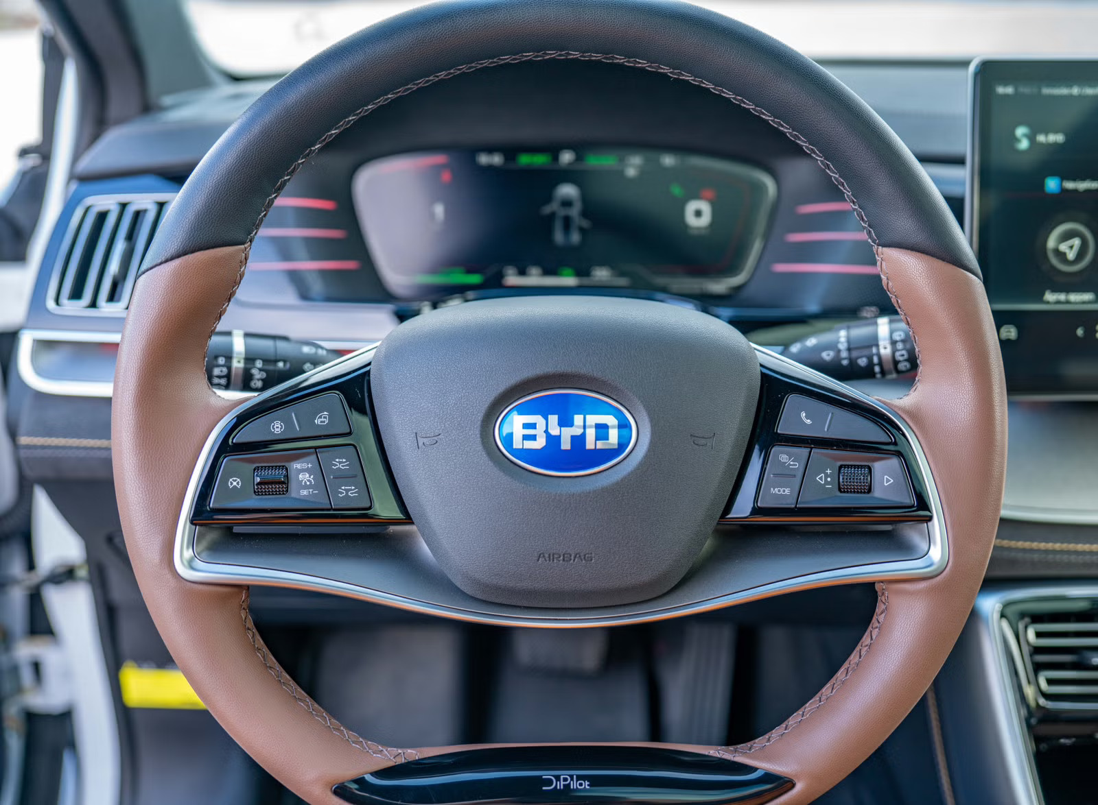 BYD TANG - Image 10
