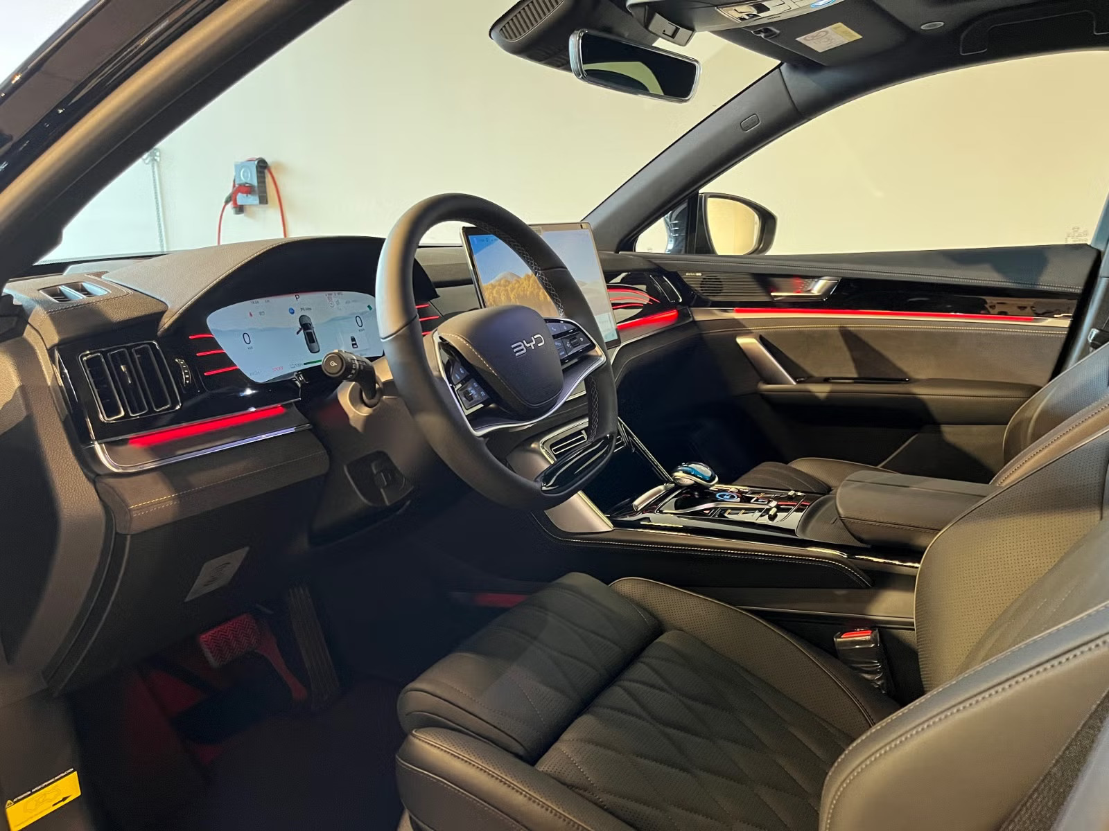 BYD TANG - Image 12