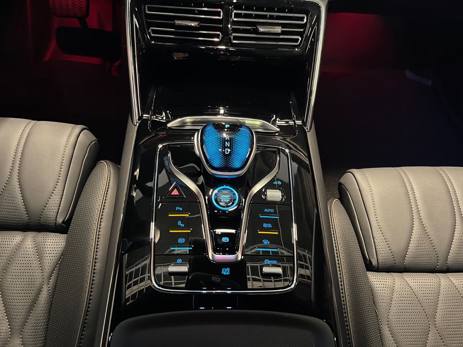 BYD TANG - Image 15