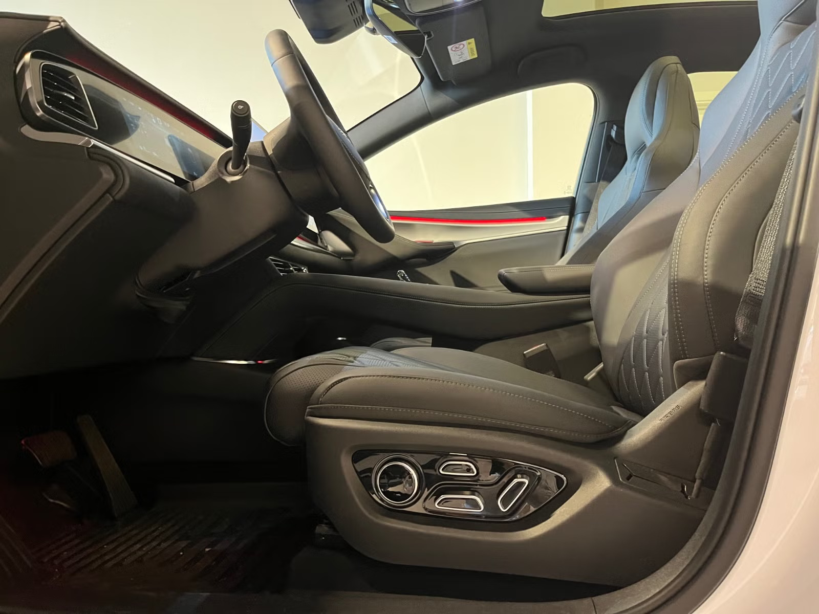 BYD SEALION 7 EXCELLENCE AWD - Image 12