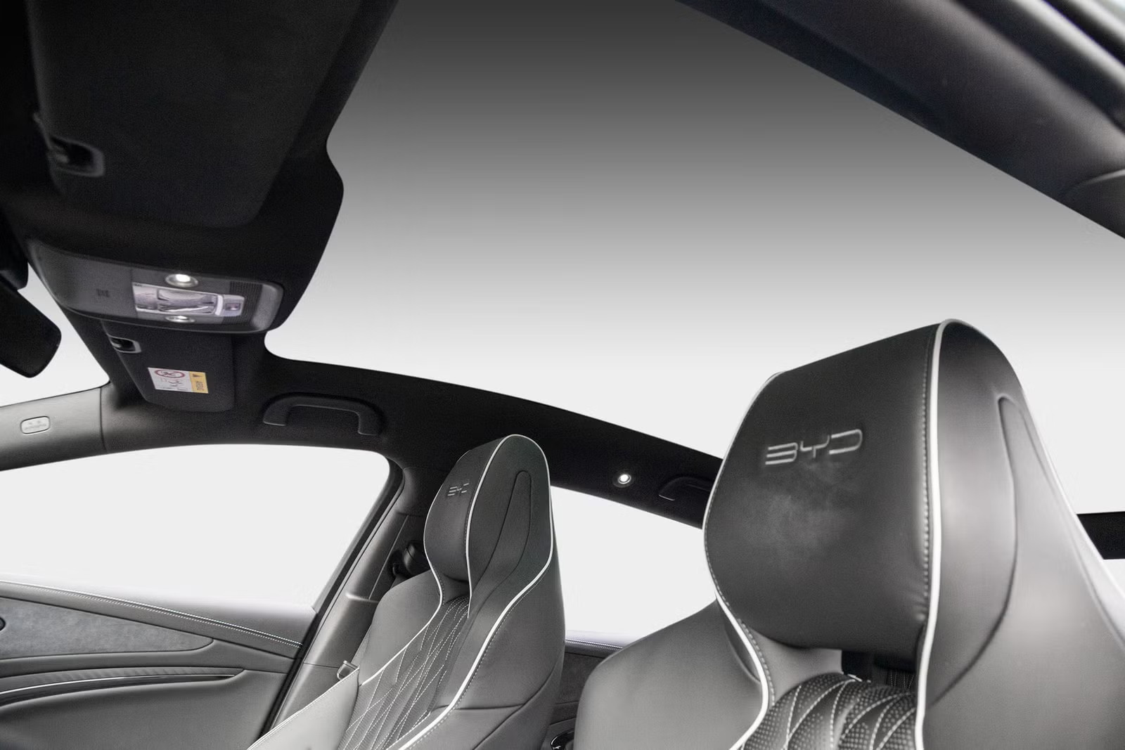 BYD SEAL EXCELLENCE AWD - Image 17