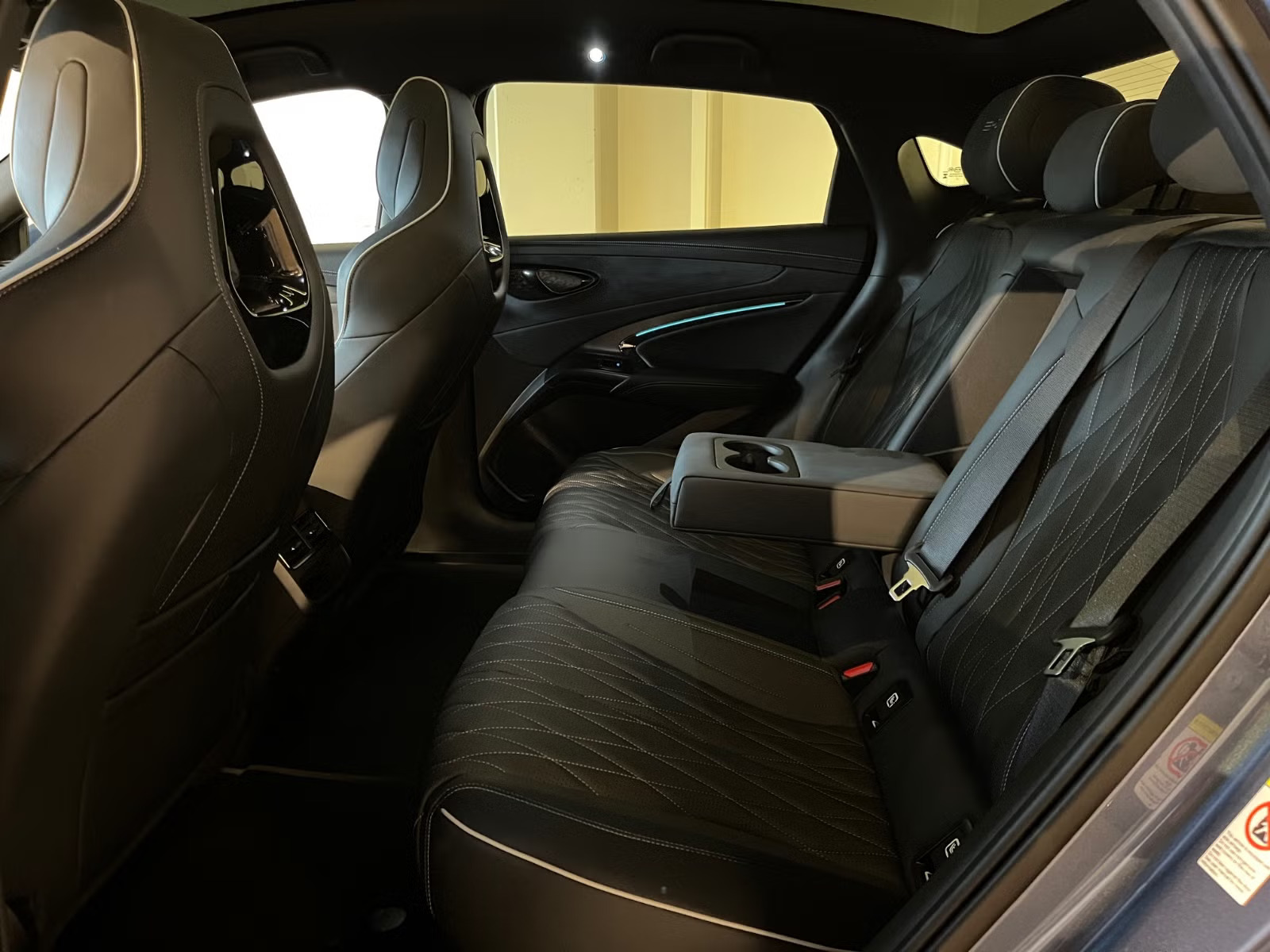 BYD SEAL EXCELLENCE AWD - Image 19