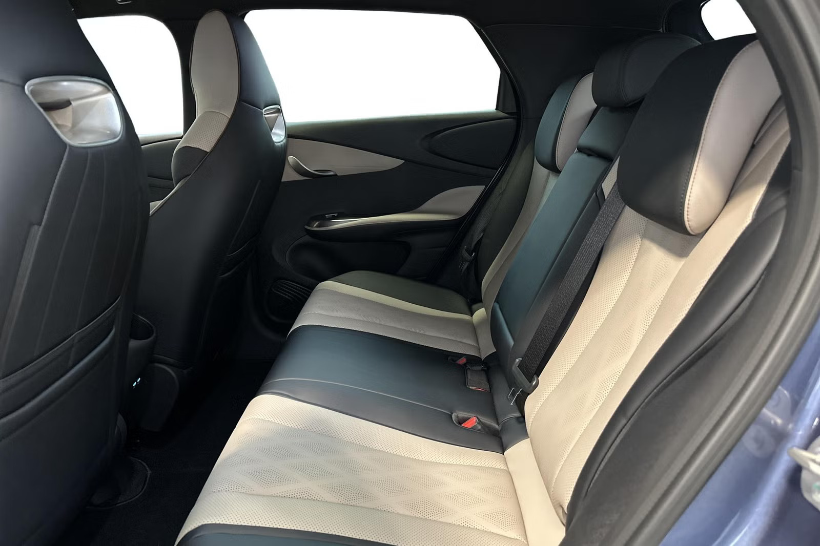 BYD DOLPHIN CONFORT - Image 16