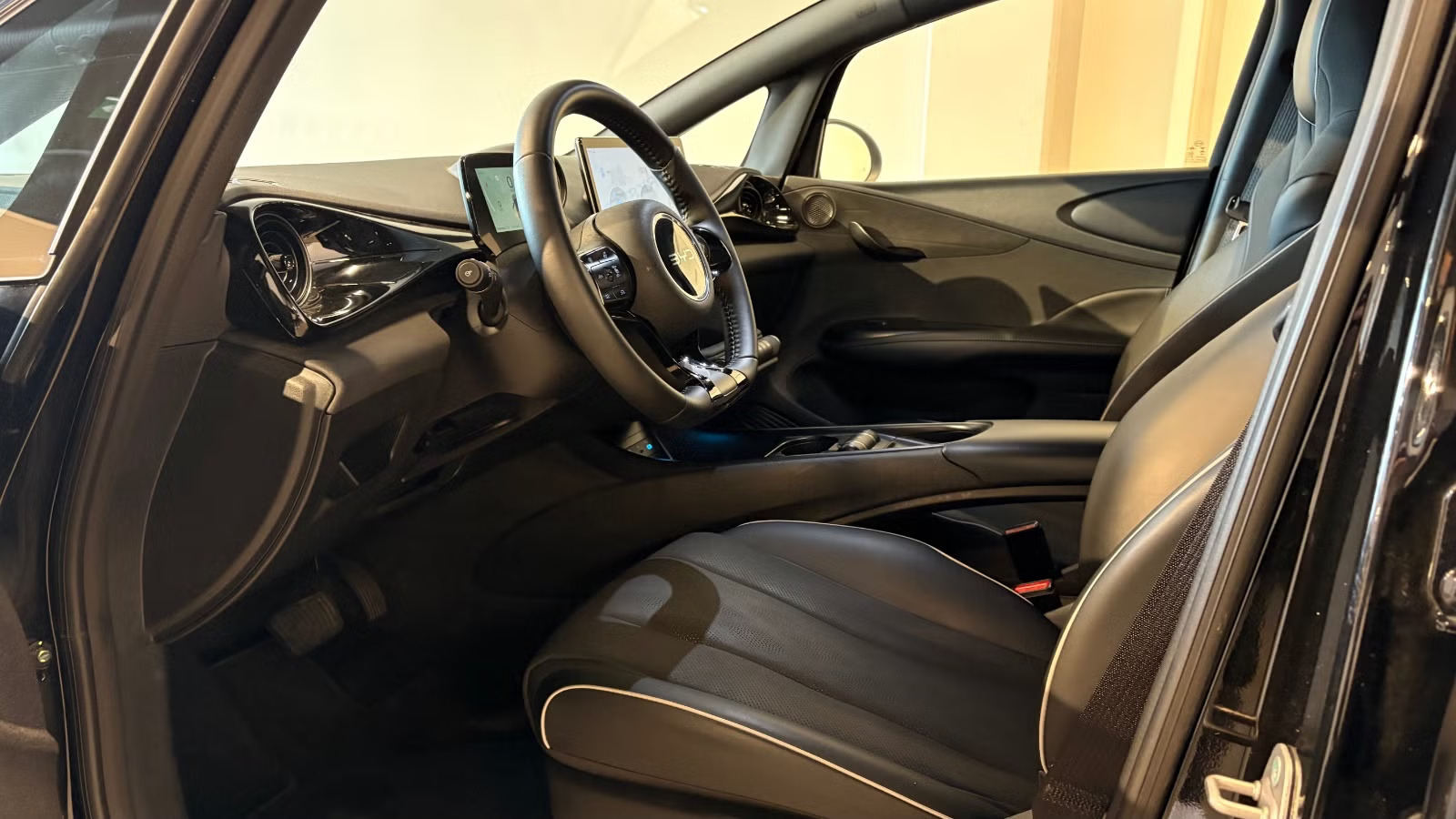 BYD DOLPHIN CONFORT - Image 9