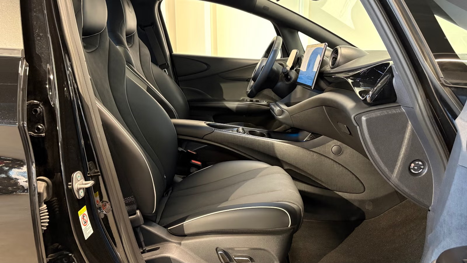 BYD DOLPHIN CONFORT - Image 12