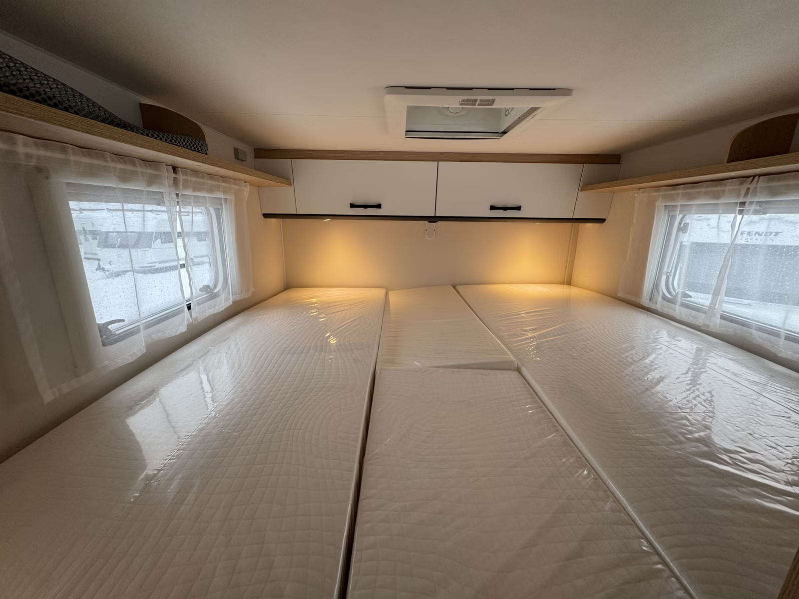 SUNLIGHT V67 S AVENTURE - LITS JUMEAUX CONVERTIBLES - 4 COUCHAGES - Image 15
