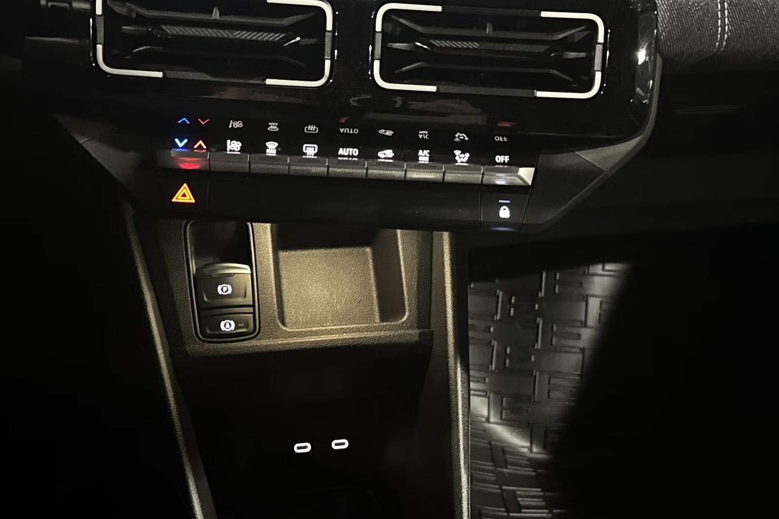 RENAULT 5 E-TECH TECHNO EV52 - Image 10