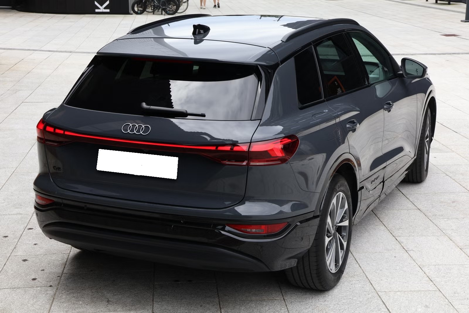 AUDI Q6 E-TRON QUATTRO ADVANCED TECH PLUS - Image 2