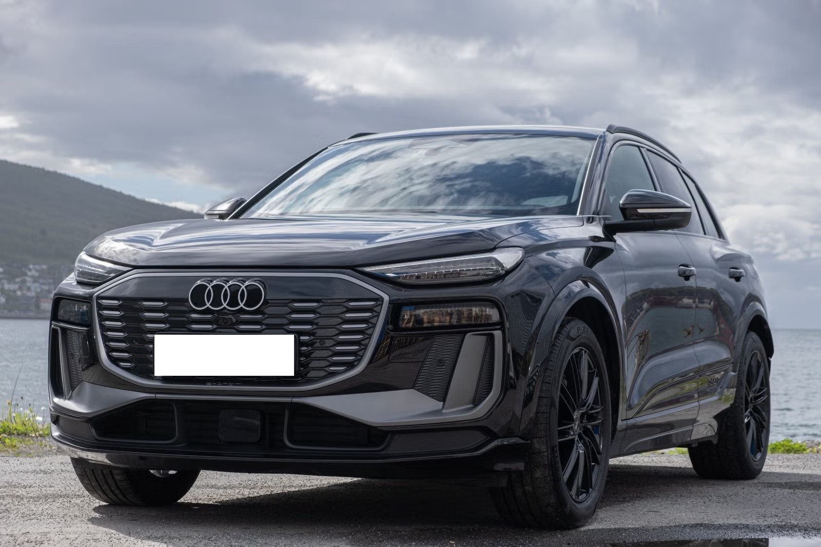 AUDI Q6 E-TRON QUATTRO S-LINE