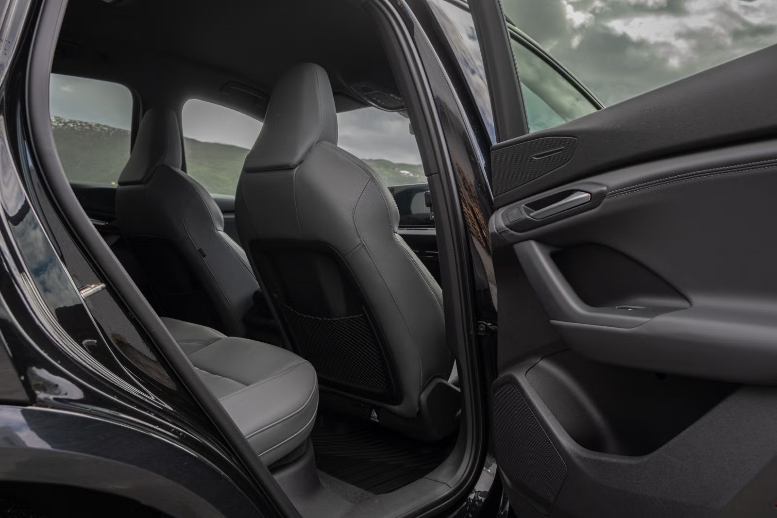 AUDI Q6 E-TRON QUATTRO S-LINE - Image 20