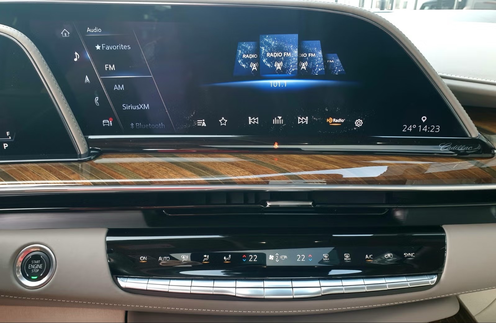CADILLAC ESCALADE SPORT PLATINIUM - Image 8