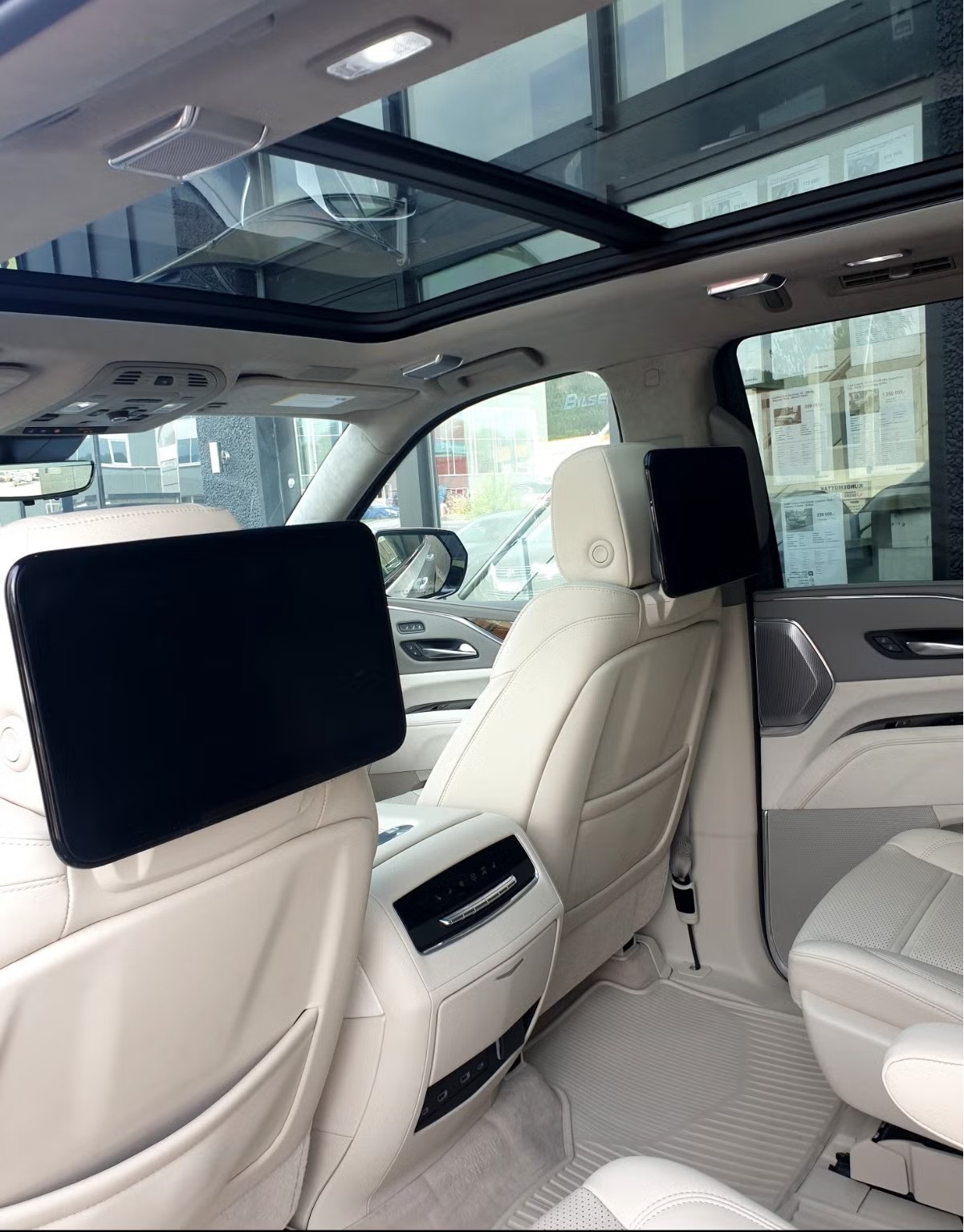 CADILLAC ESCALADE SPORT PLATINIUM - Image 14