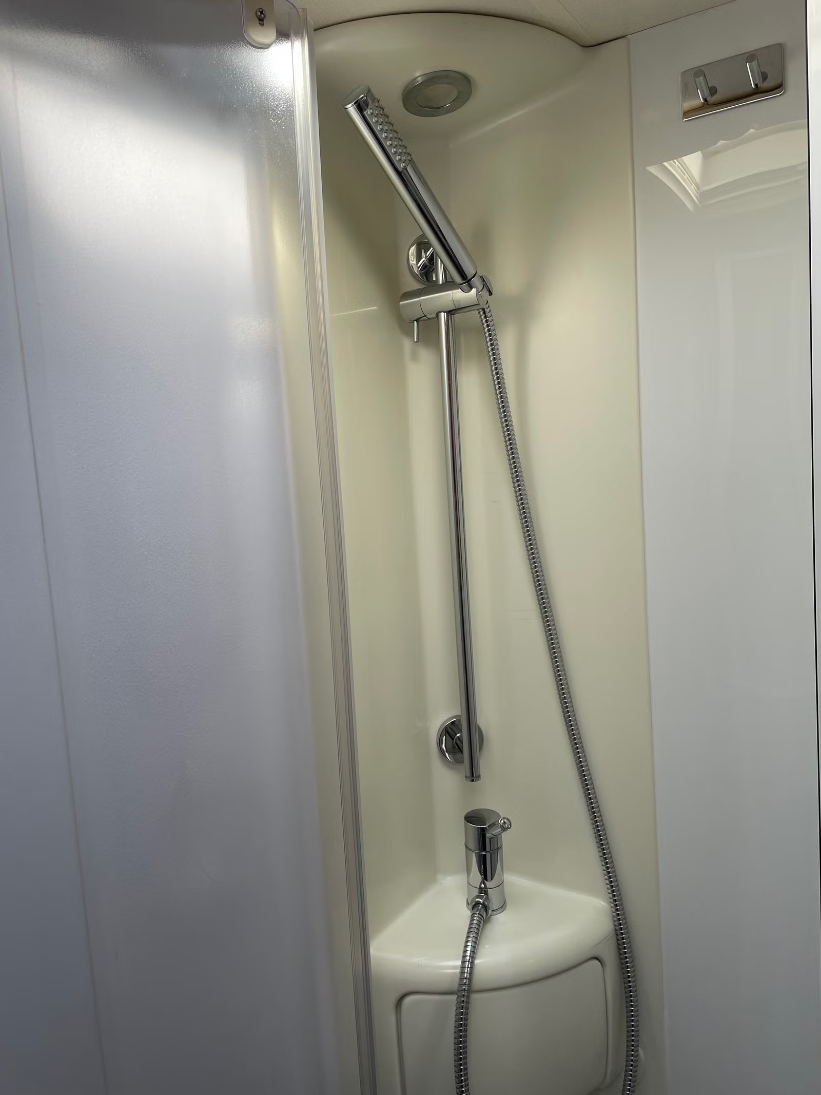 ADRIA MATRIX M 680 SP LIT TRANSVERSAL - 5 COUCHAGES - Image 13