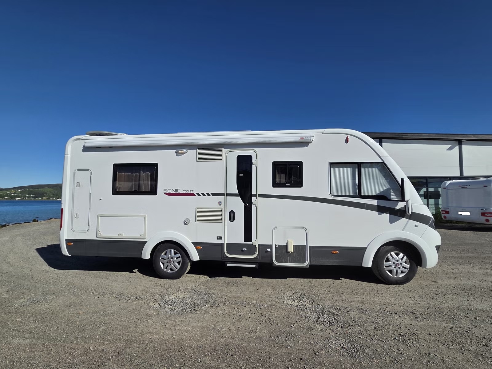 ADRIA SONIC I 700 ST - LIT TRANSVERSAL - 4 COUCHAGES - Image 2