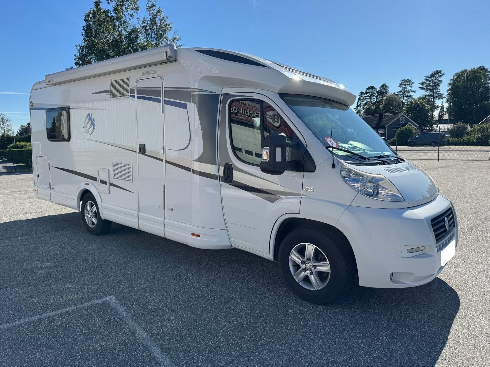 KNAUS SKY TI 700 - LIT CENTRAL - 4 COUCHAGES