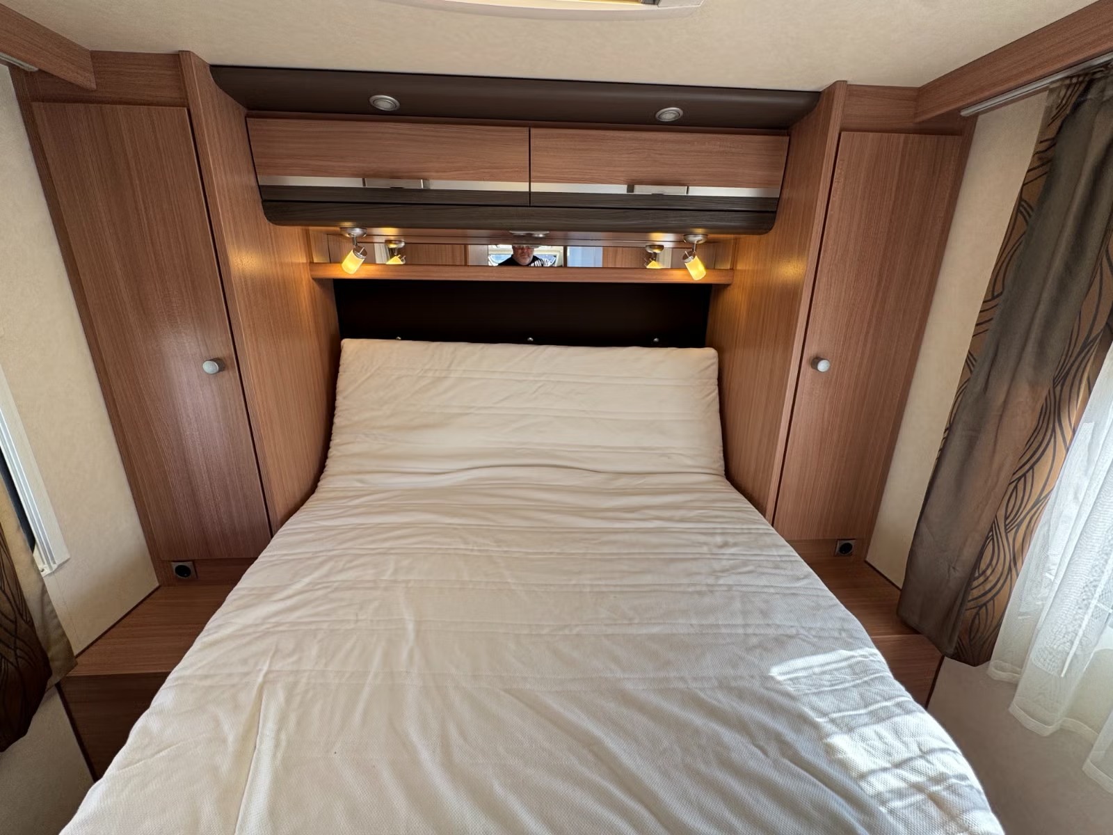 KNAUS SKY TI 700 - LIT CENTRAL - 4 COUCHAGES - Image 23