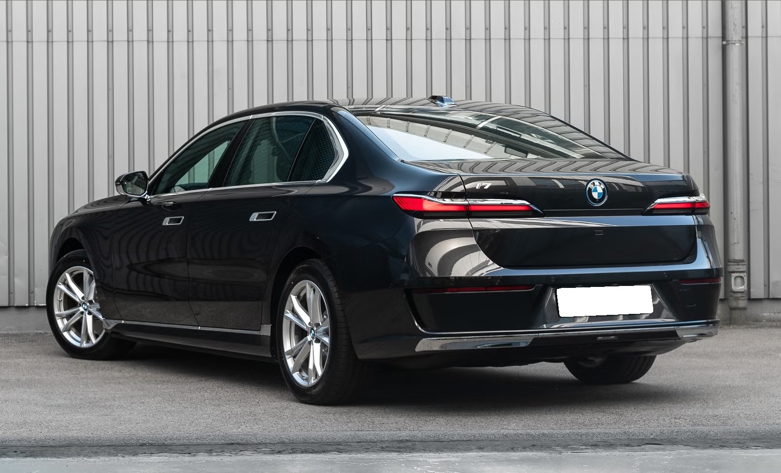 BMW I7 XDRIVE 60 - Image 2