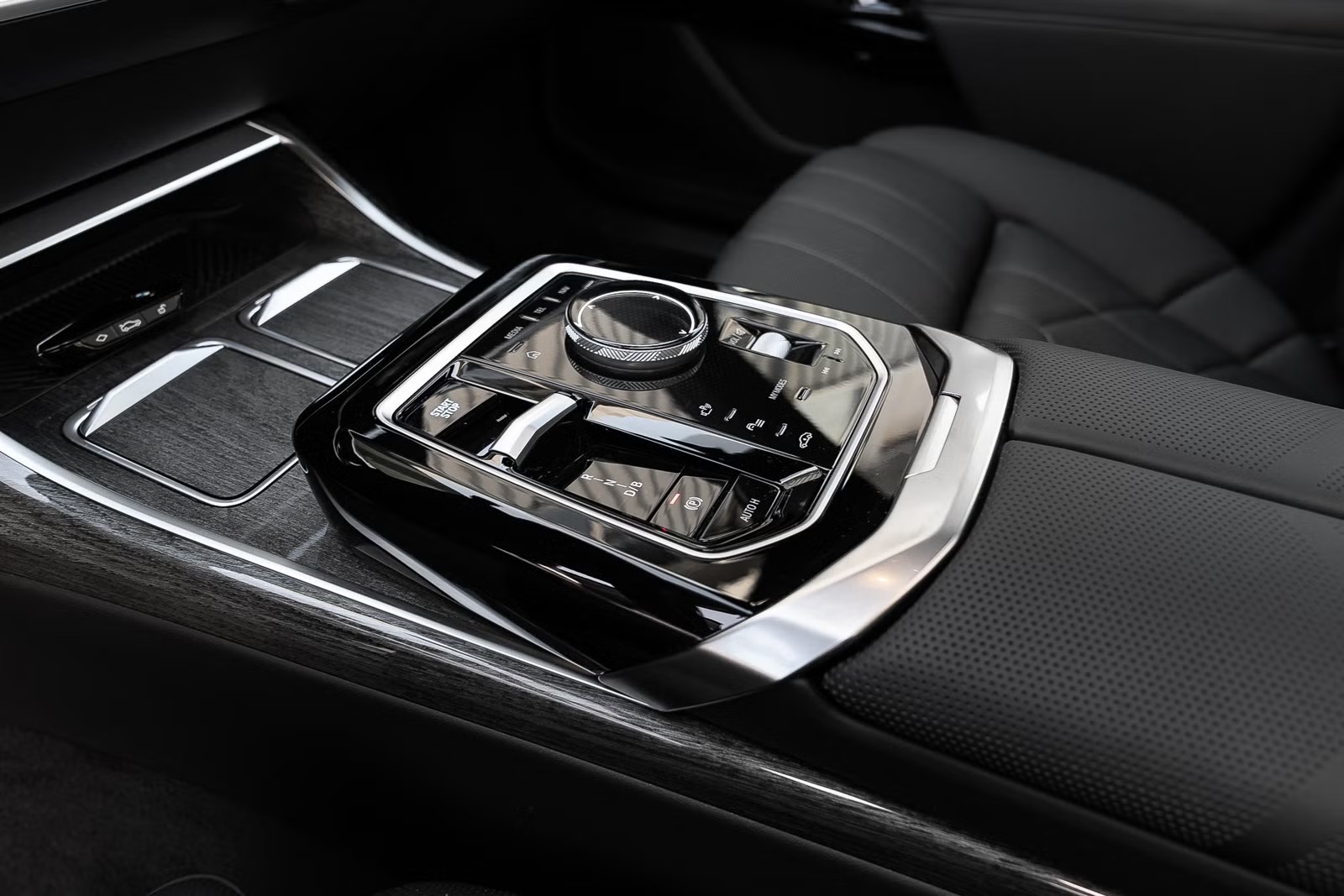 BMW I7 XDRIVE 60 - Image 10