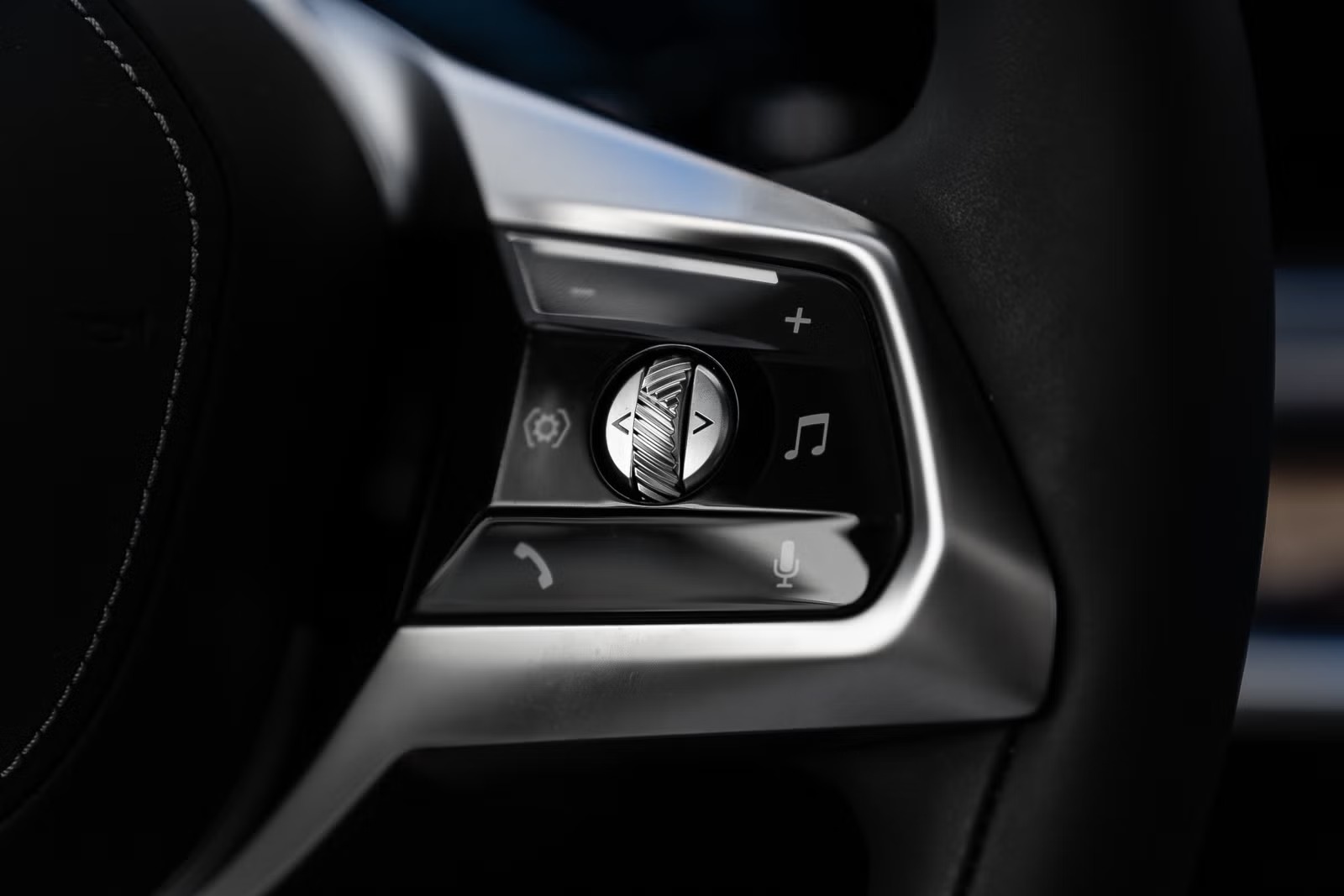 BMW I7 XDRIVE 60 - Image 13
