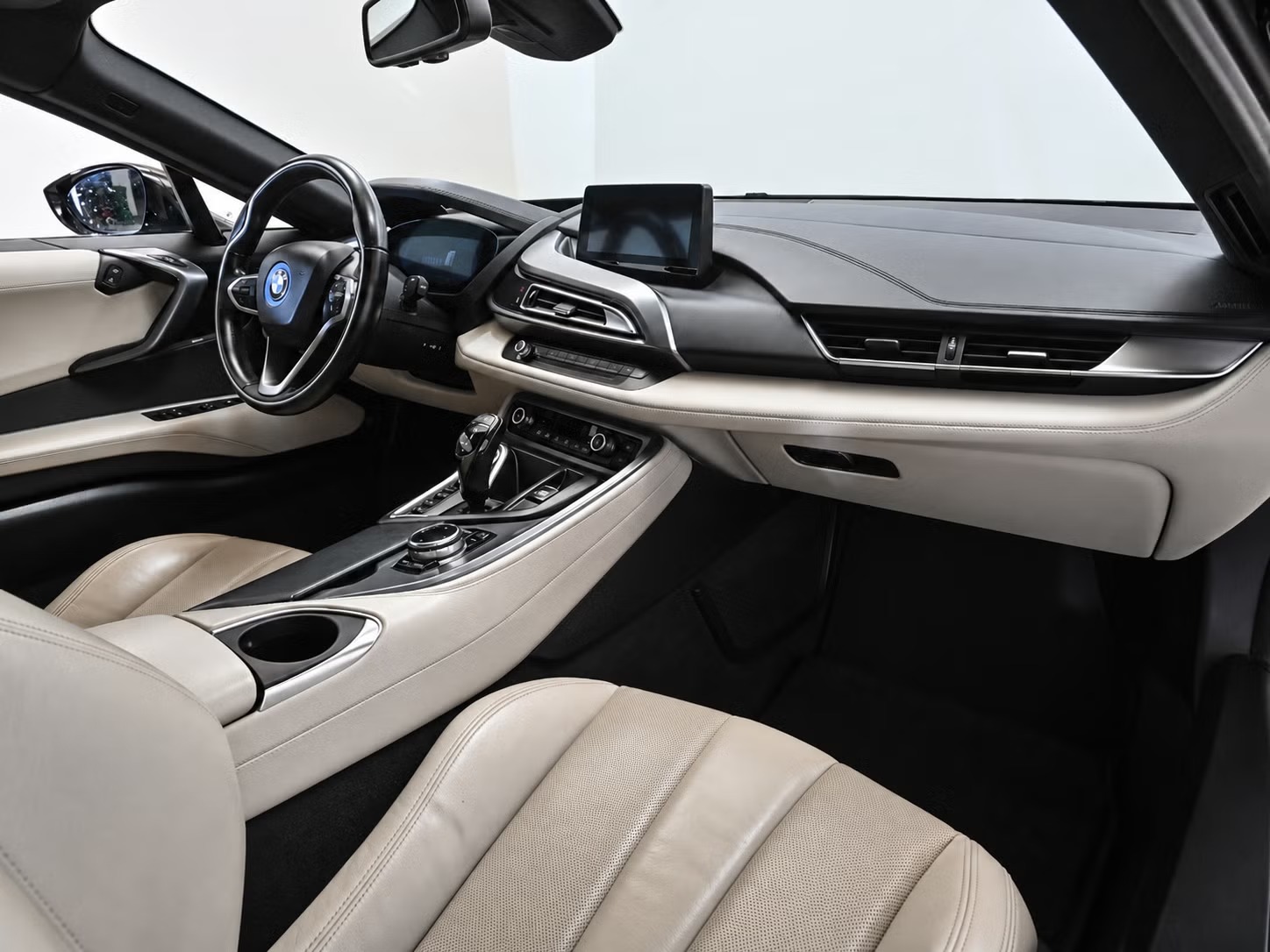 BMW i8 I (I12) PURE IMPULSE - Image 16