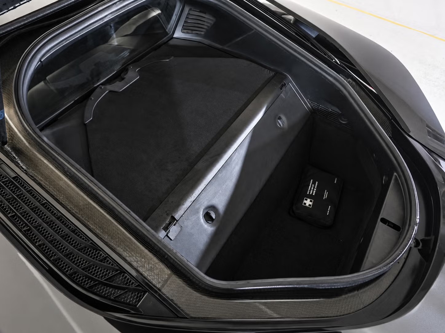 BMW i8 I (I12) PURE IMPULSE - Image 17
