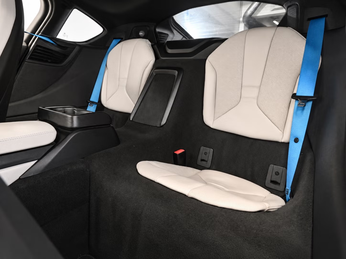 BMW i8 I (I12) PURE IMPULSE - Image 18