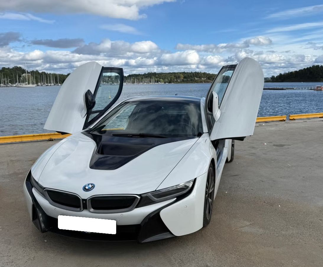 BMW i8 I (I12) PURE IMPULSE