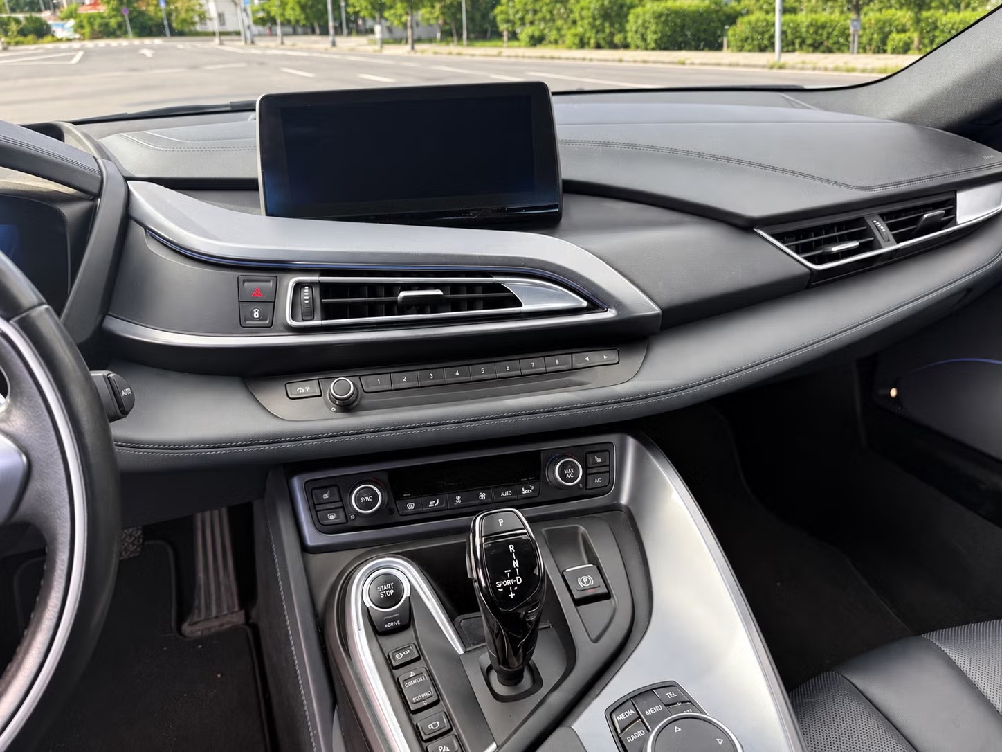 BMW i8 I (I12) PURE IMPULSE - Image 8