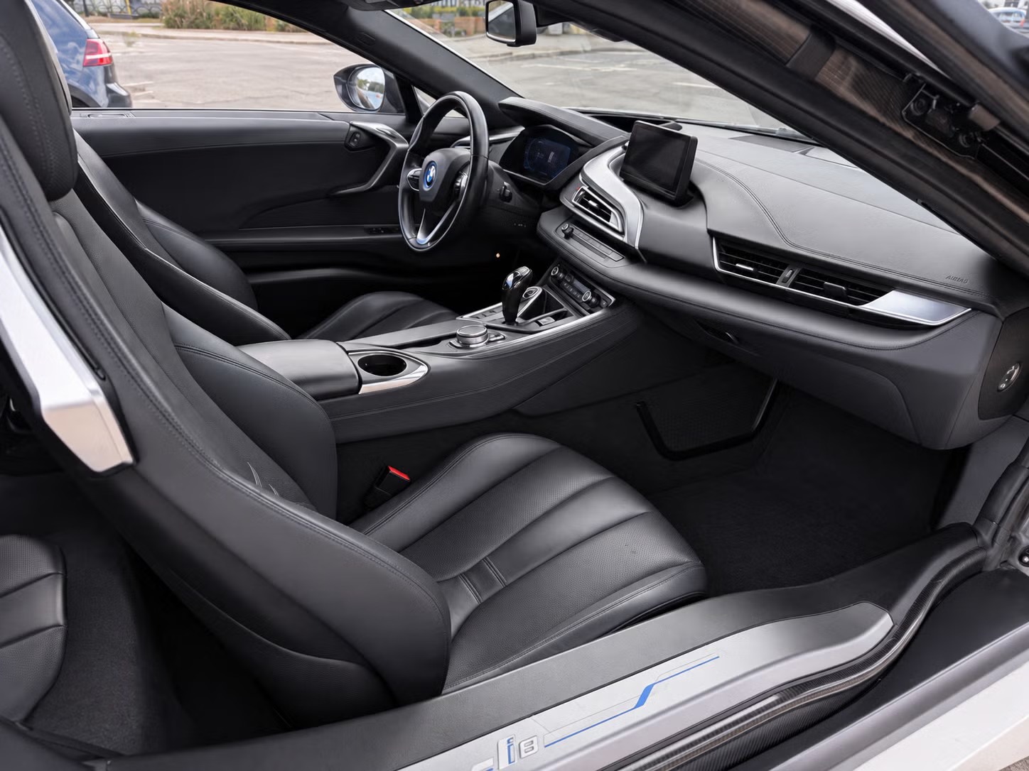 BMW i8 I (I12) PURE IMPULSE - Image 11