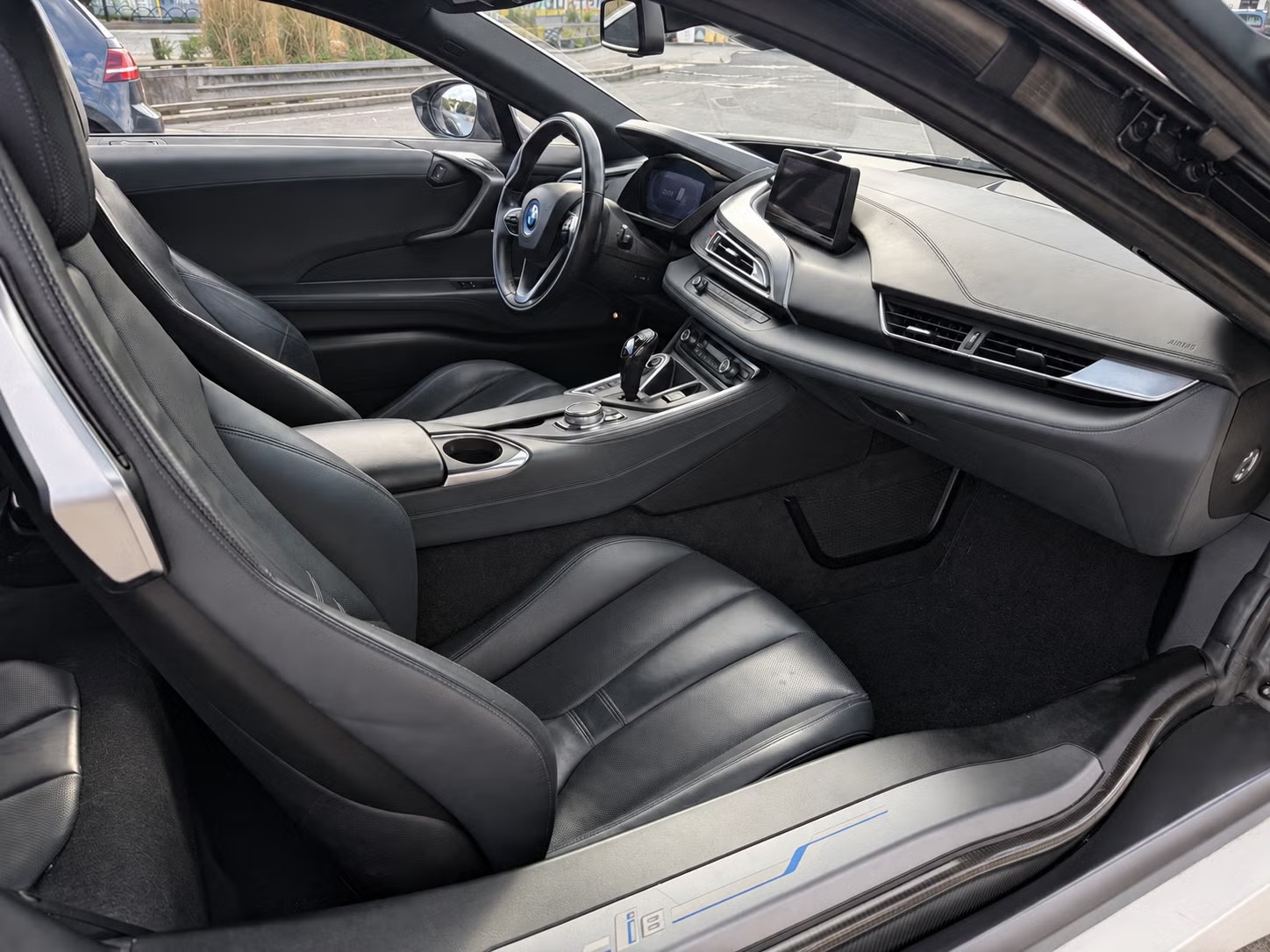 BMW i8 I (I12) PURE IMPULSE - Image 13