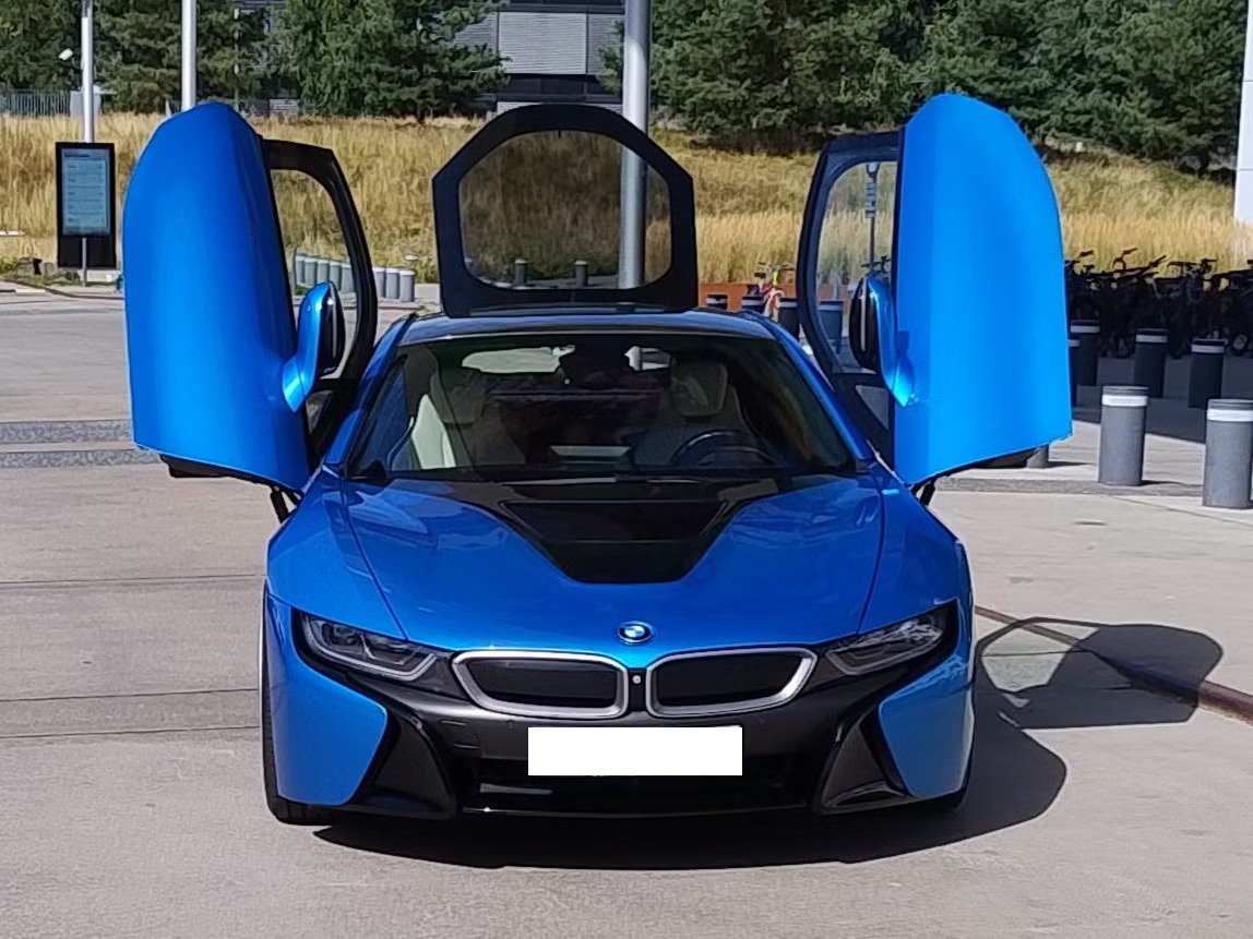 BMW i8 I (I12) PURE IMPULSE