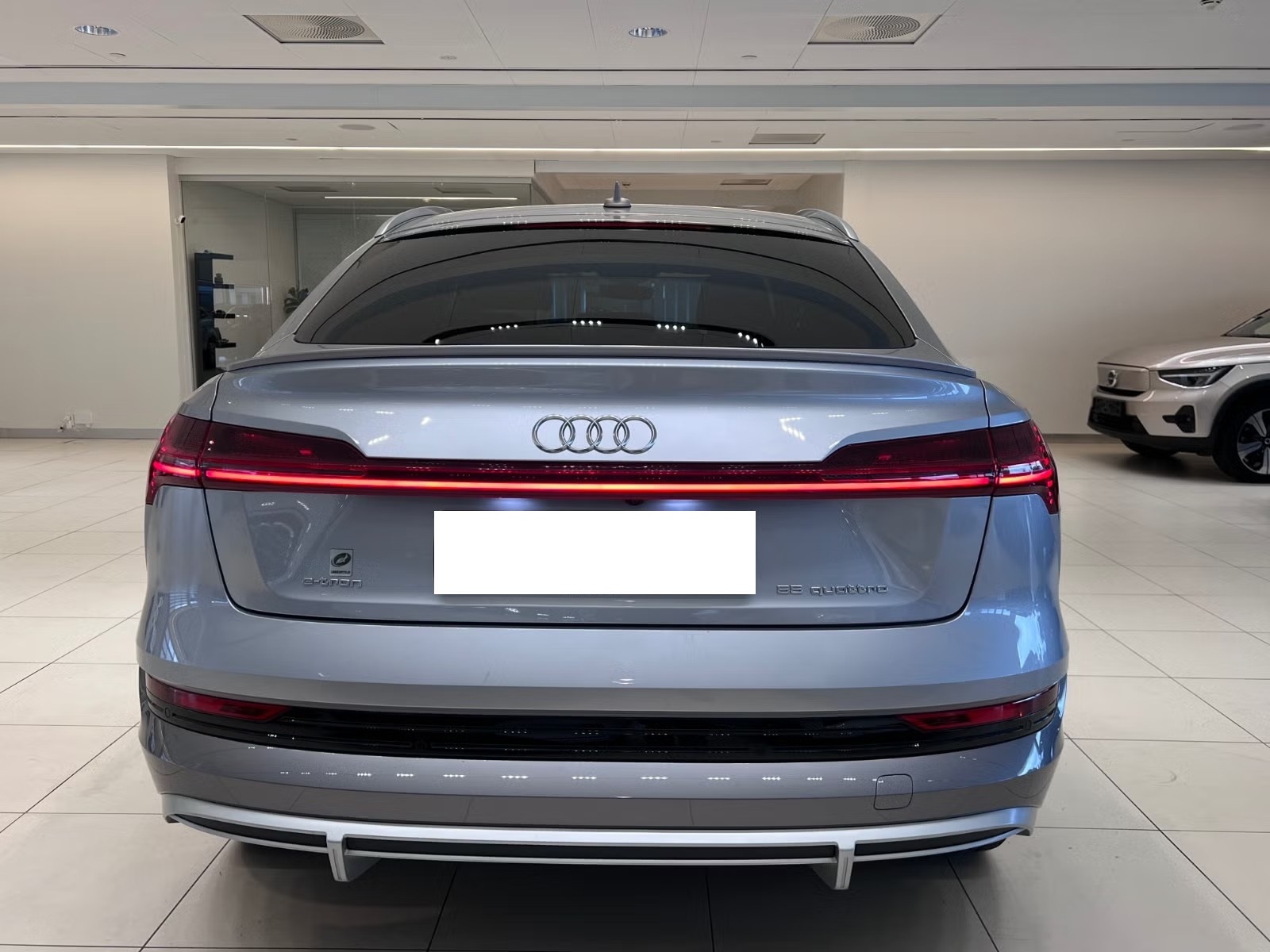 AUDI E-TRON SPORTBACK 55 QUATTRO S LINE - Image 6