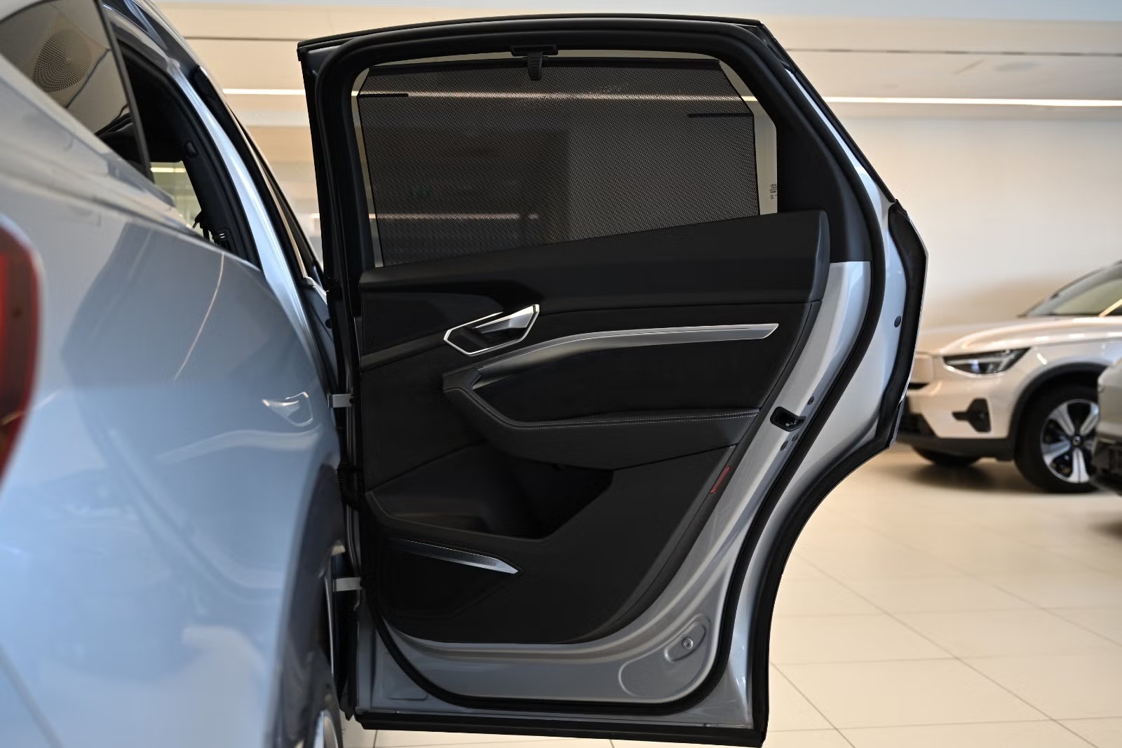 AUDI E-TRON SPORTBACK 55 QUATTRO S LINE - Image 10