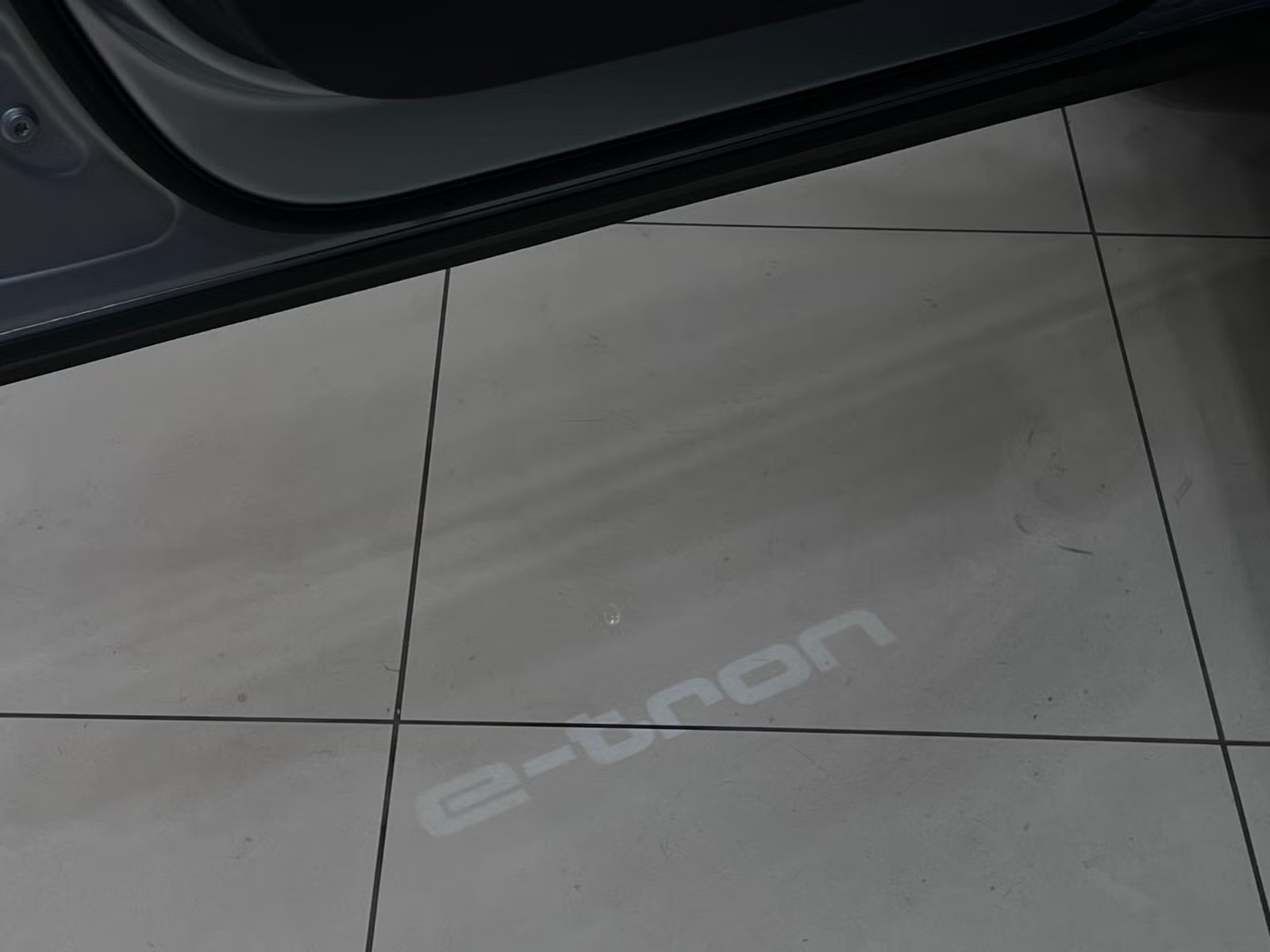 AUDI E-TRON SPORTBACK 55 QUATTRO S LINE - Image 17