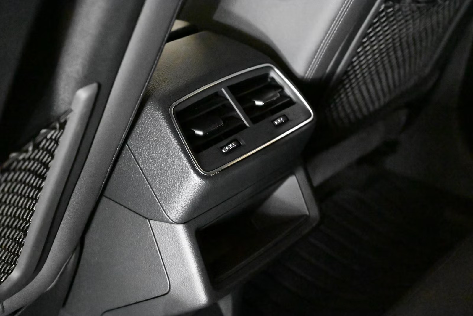 AUDI E-TRON SPORTBACK 55 QUATTRO ADVANCED - Image 15