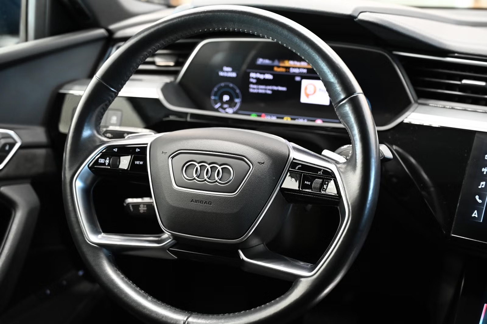 AUDI E-TRON SPORTBACK 55 QUATTRO ADVANCED - Image 16