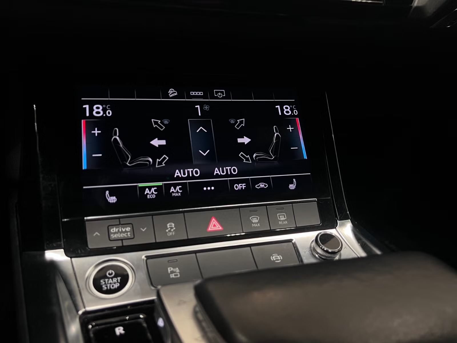 AUDI E-TRON SPORTBACK 55 QUATTRO ADVANCED - Image 23