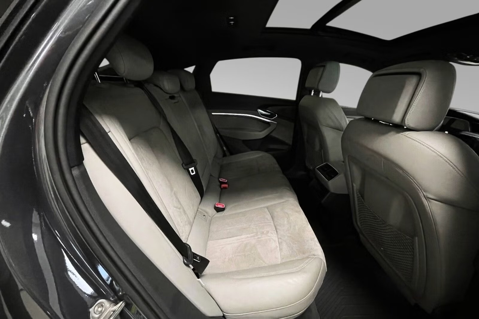 AUDI E-TRON SPORTBACK 50 QUATTRO S LINE - Image 13
